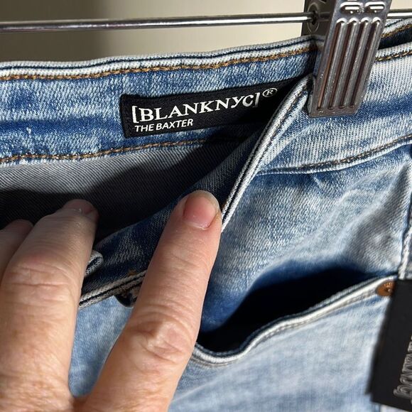 Blank NYC The Baxter Rib Cage Straight Leg Raw Hem Jeans NWT Size 28 - Picture 3 of 8